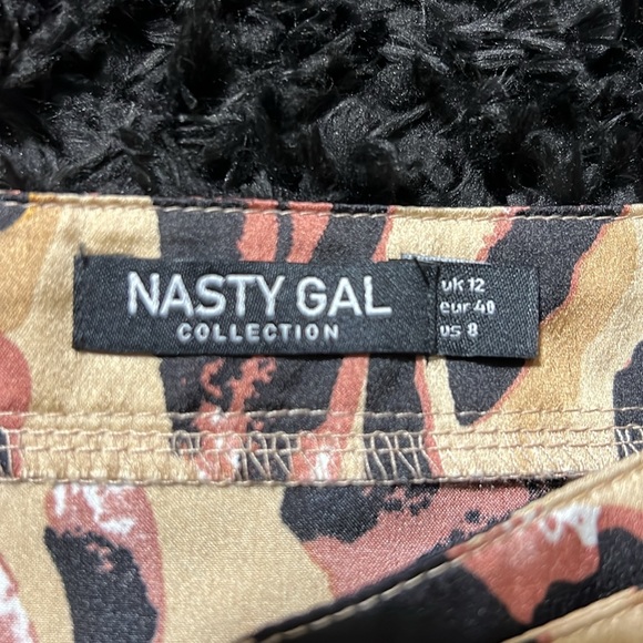 NASTY GAL Leopard Mini Wrap Skirt NWOT - Picture 4 of 7